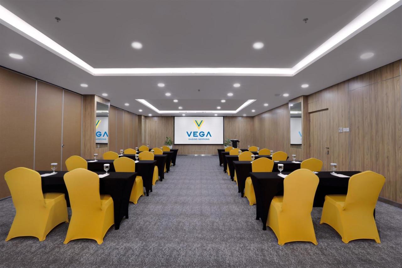 Vega Hotel Gading Серпонг Экстерьер фото